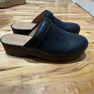 Madewell Black Leather Mules